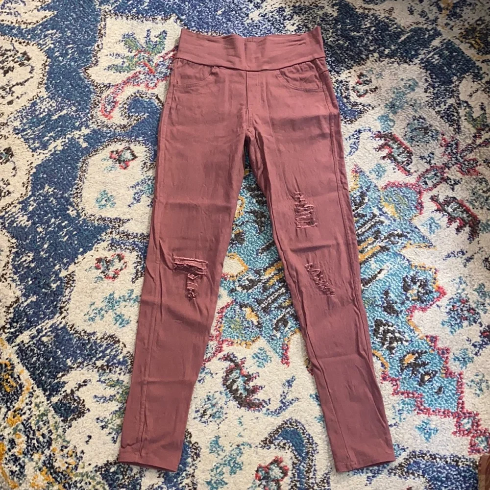Agnes & Dora dusty pink distressed Jeggings - Picture 1 of 10